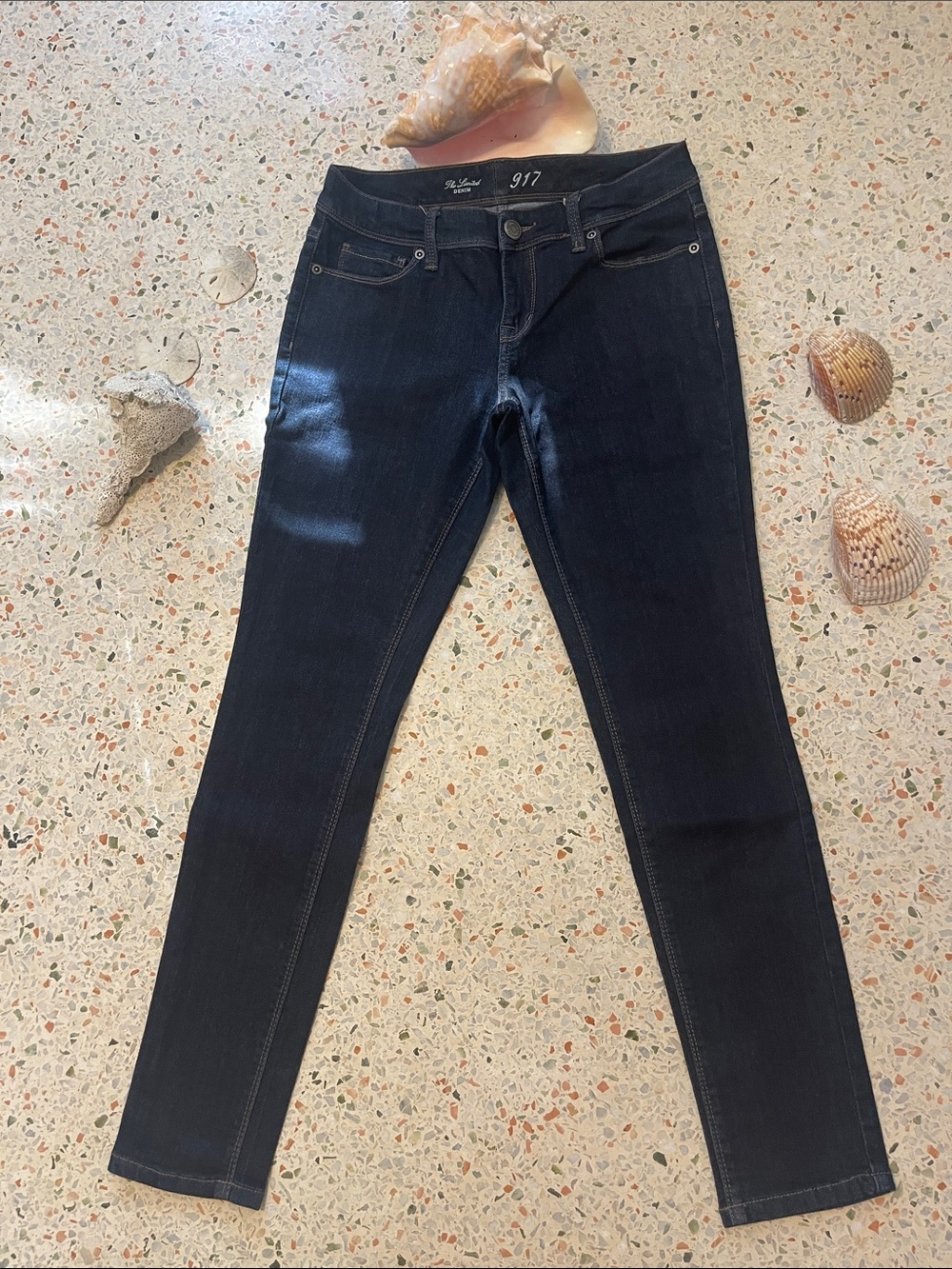 The Limited Denim 917 Sz 6 Dark Indigo Skinny Jeans